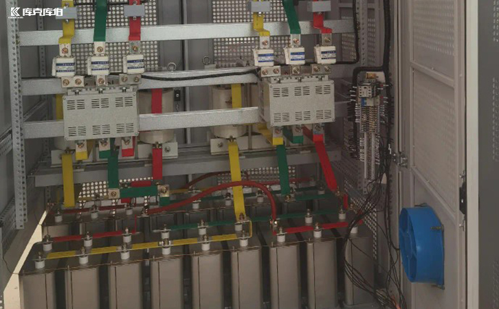 无功补偿投切装置