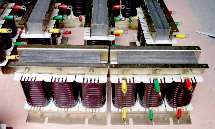 滤波电容器串联电抗器