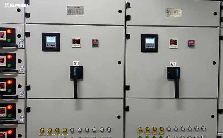 无功补偿柜开关