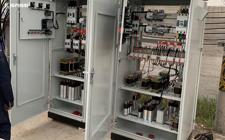 小容量智能电容器